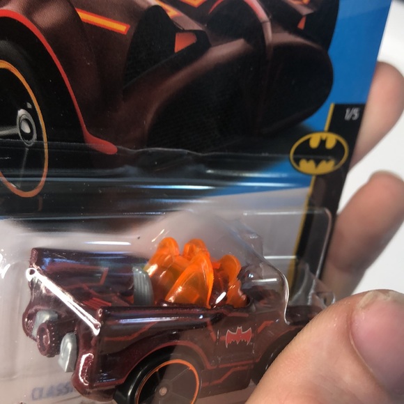 Toon Bat Mobile Red - Picture 5 of 6